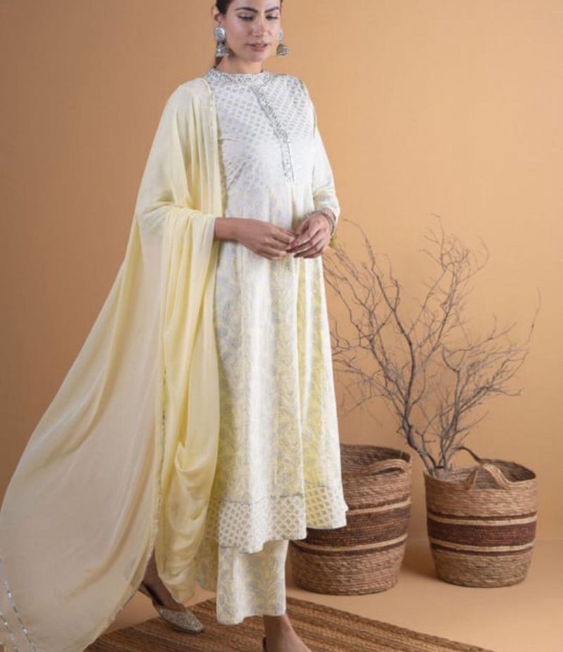 Elegant Printed Kurta Set