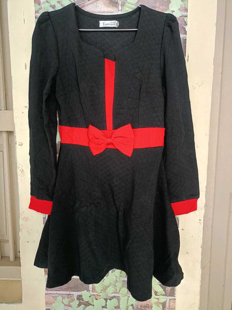Cute Black &amp; Red Dress