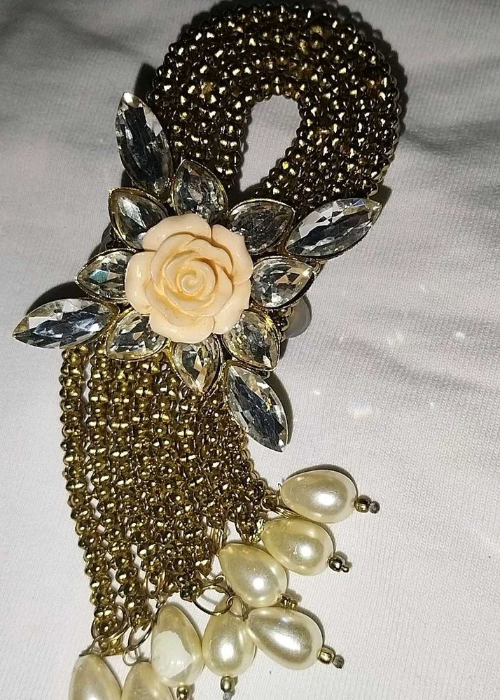 Elegant Beaded Hair Tie with Pearls