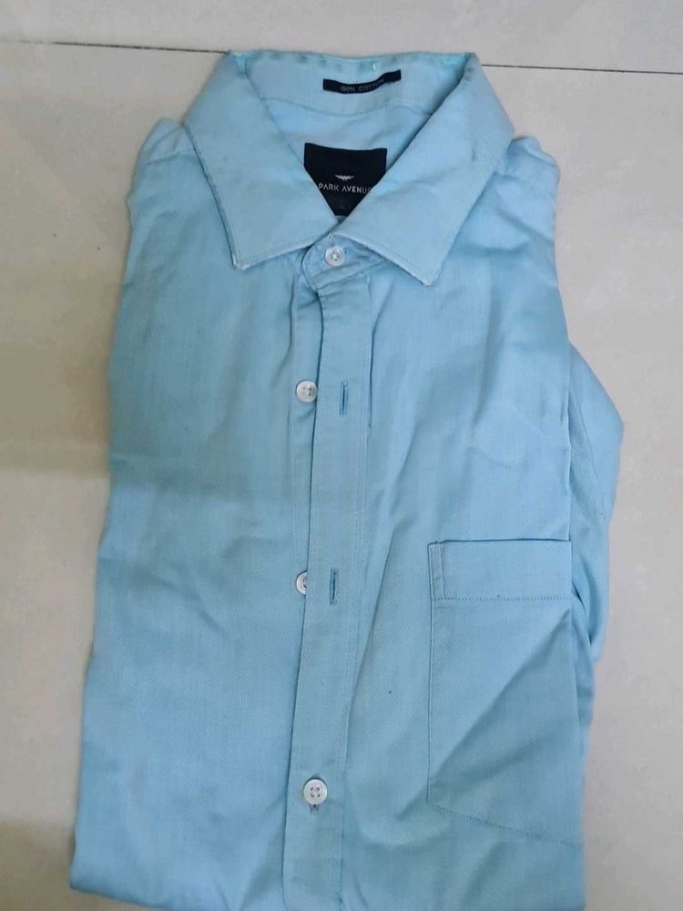 Park Avenue Blue Men&#39;s Formal Shirt