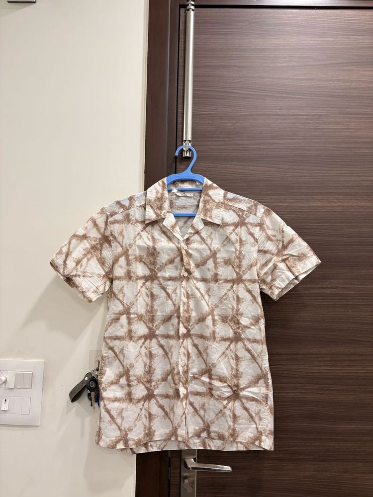 Tie and Dye Men shirt size M