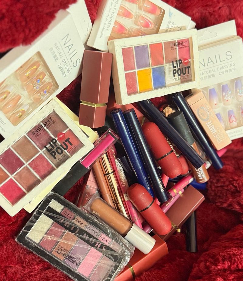 Makeup Bundle Set Of 43