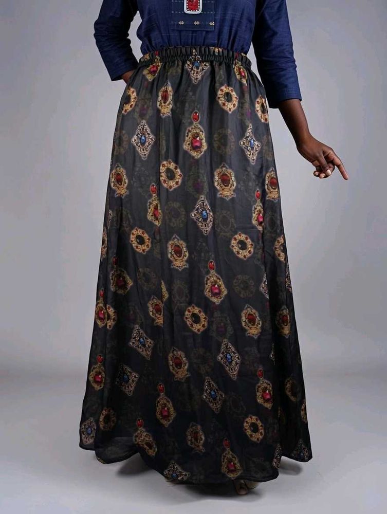 Elegant Patterned Maxi Skirt