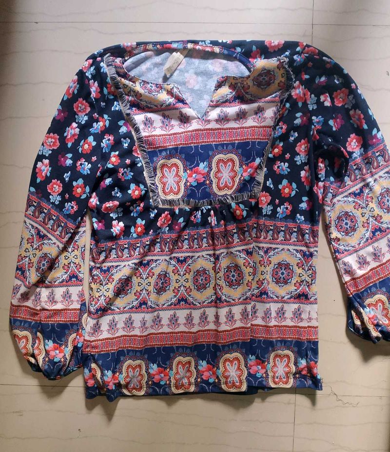 Floral Print Long Sleeve Top size(S)