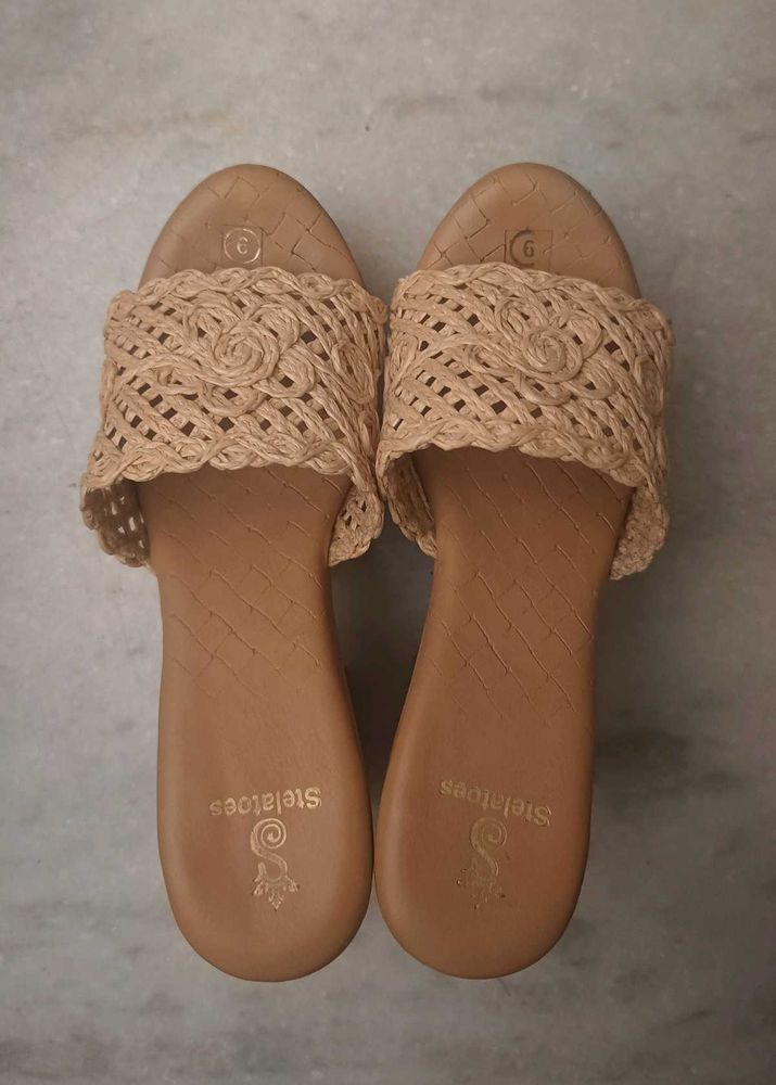 Stelatoes Woven Design Mules