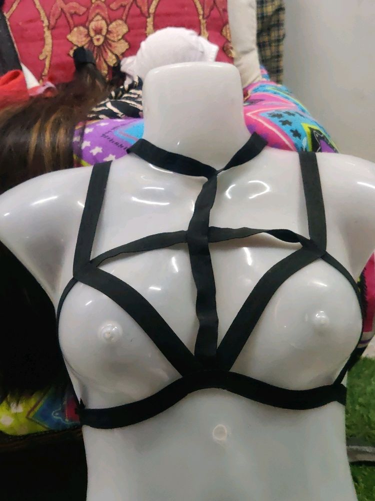 Clevage Covering String