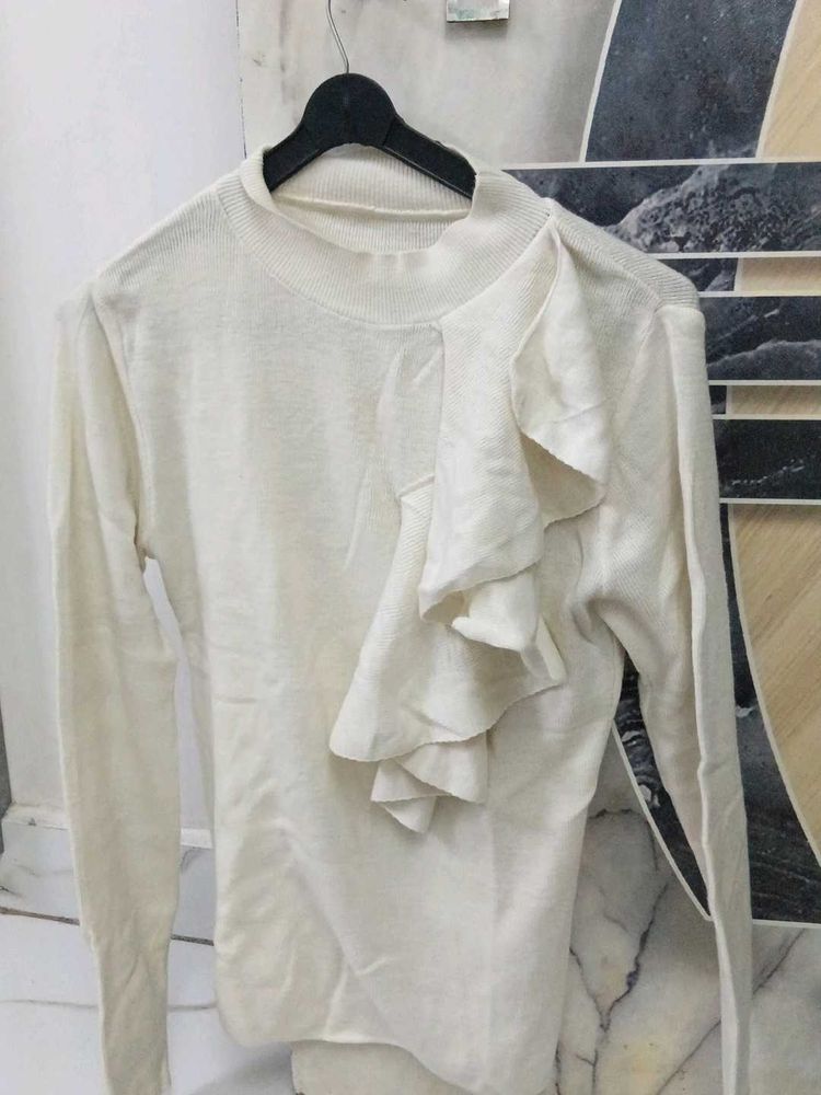 Elegant Ruffle Knit Top