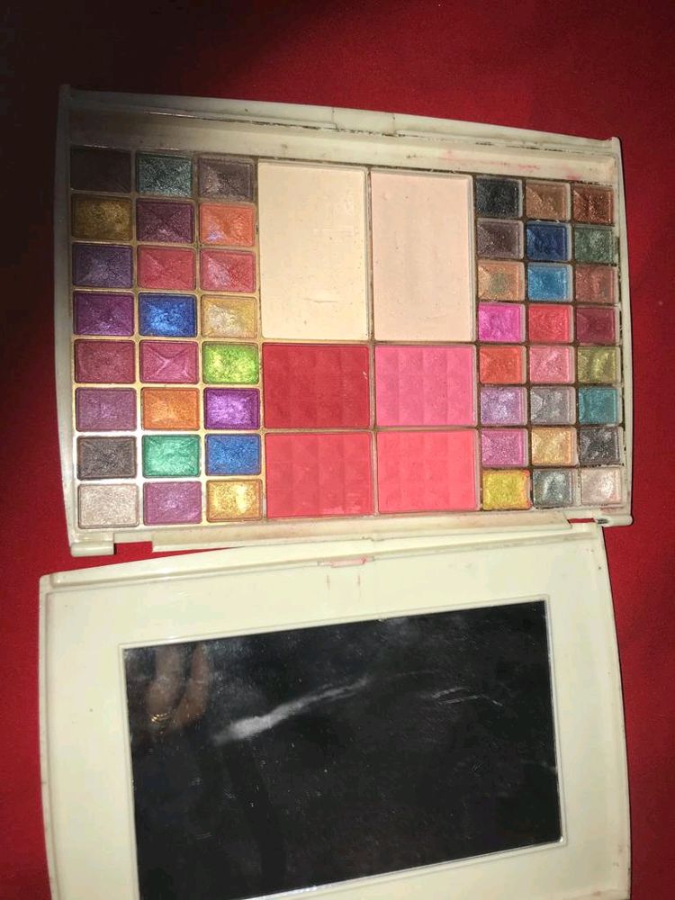 All  Beauty Collection with 48 Pigmented colorsName: Brand Urban 4 Blusher 2 Compact Powwder