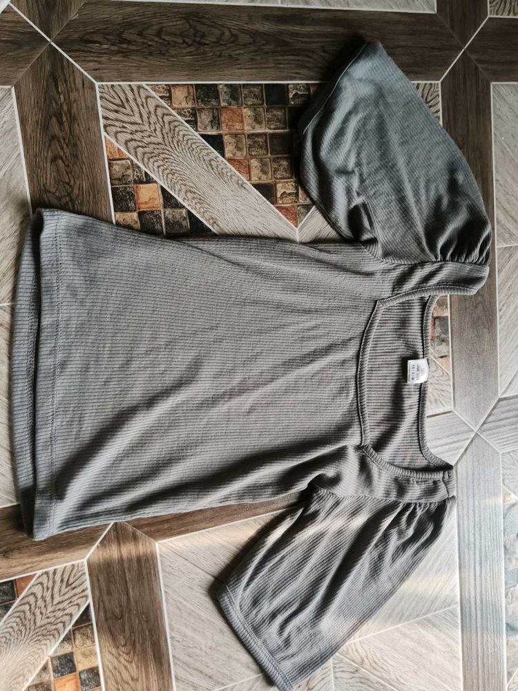 Grey Puff Sleeve Top