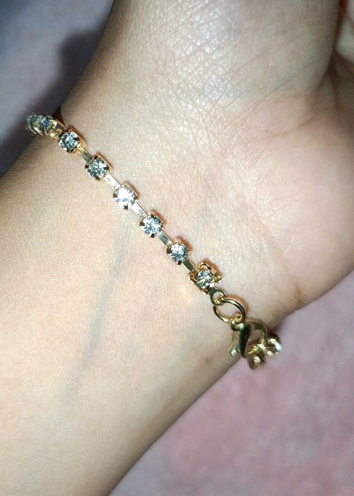✧⁠*⁠。Trendy Rhinestone Bracelet⁠✧⁠*⁠。