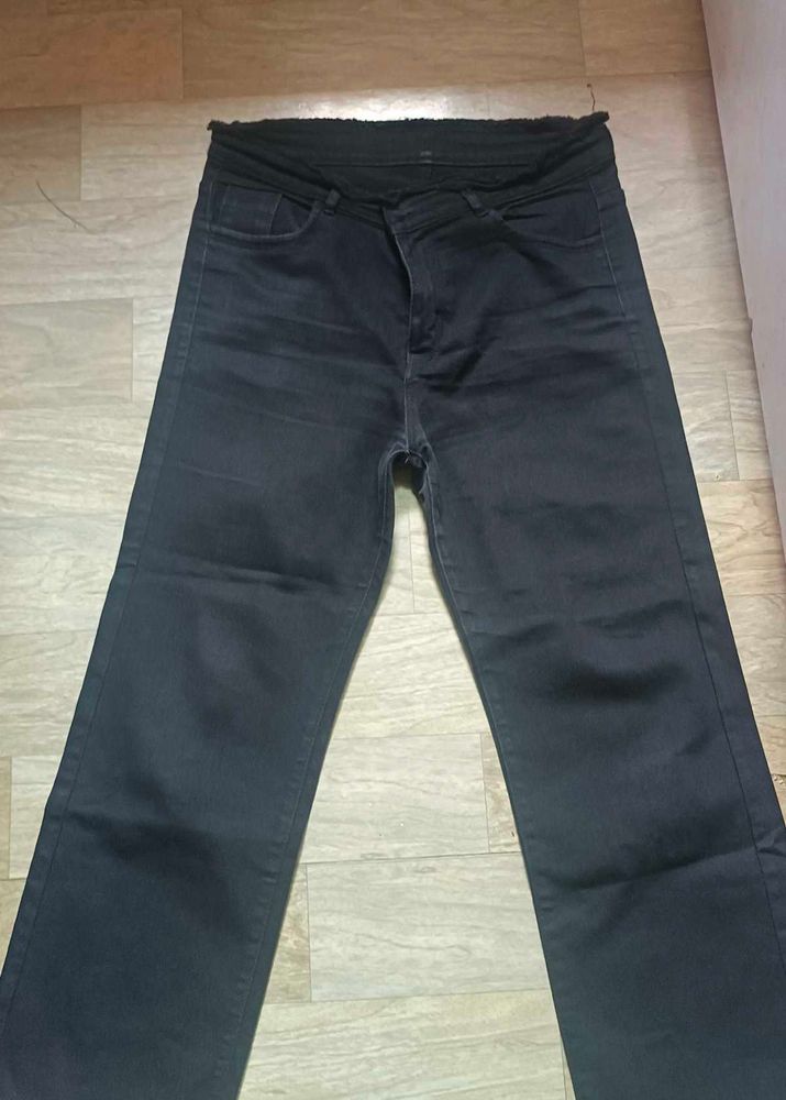 Black Denim. Good Condition