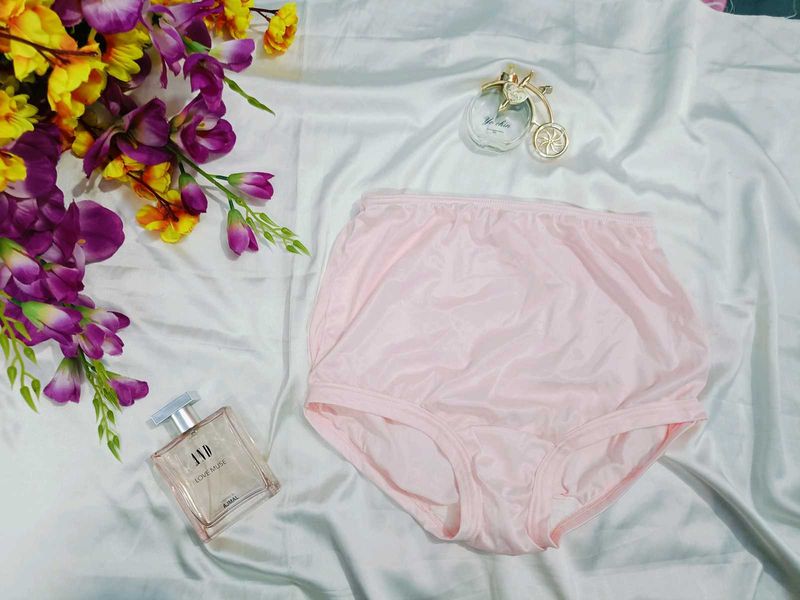 🇳🇿💫🔥 Cute Pink Panties.