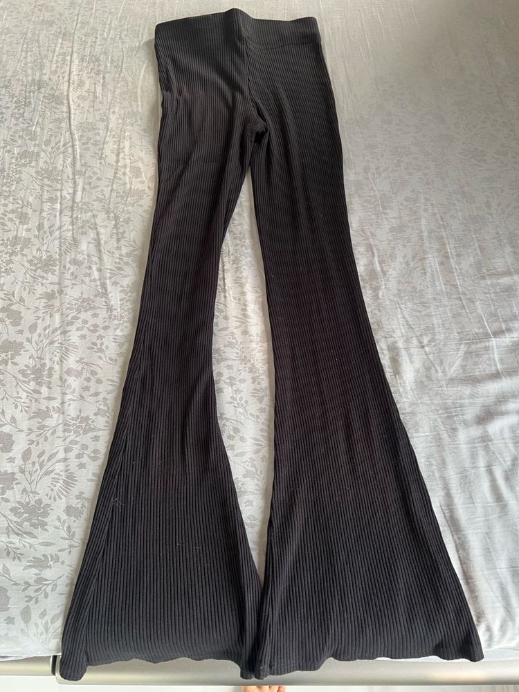 H&amp;M Black Flared Ribbed Pants