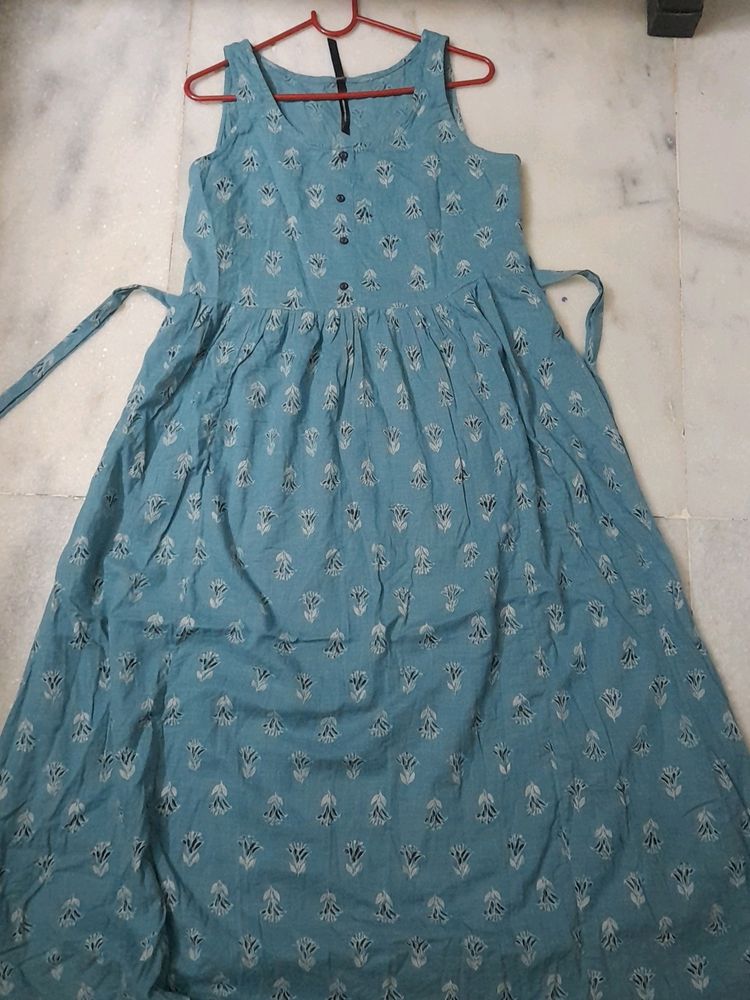 Pure cotton stylish Here&amp;Now dress....too good qua