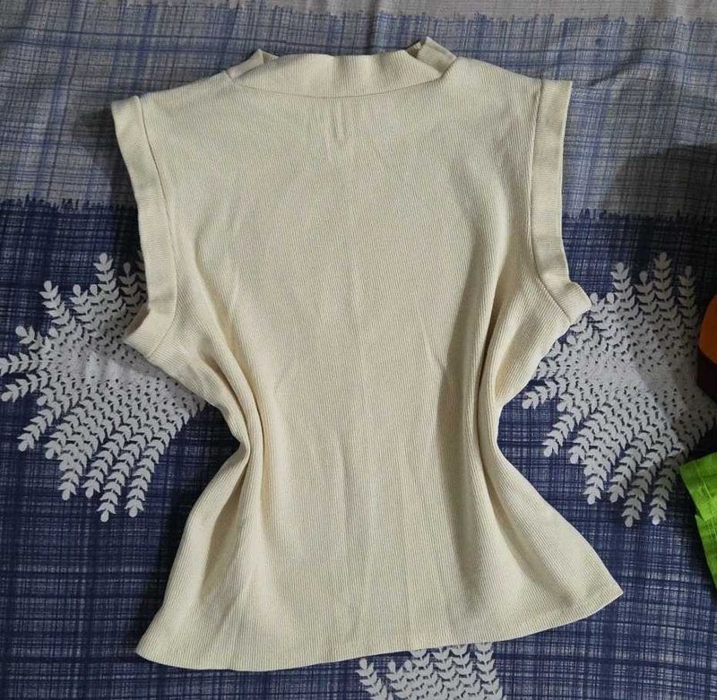Sleeveless Knit Top