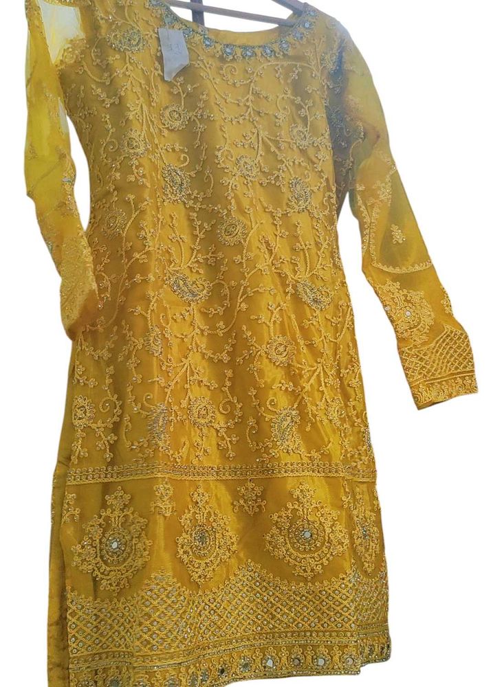 Diamond Studded Boutique Piece Ethnic Set