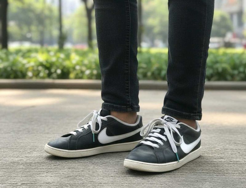 Nike Sneakers - Casual Style