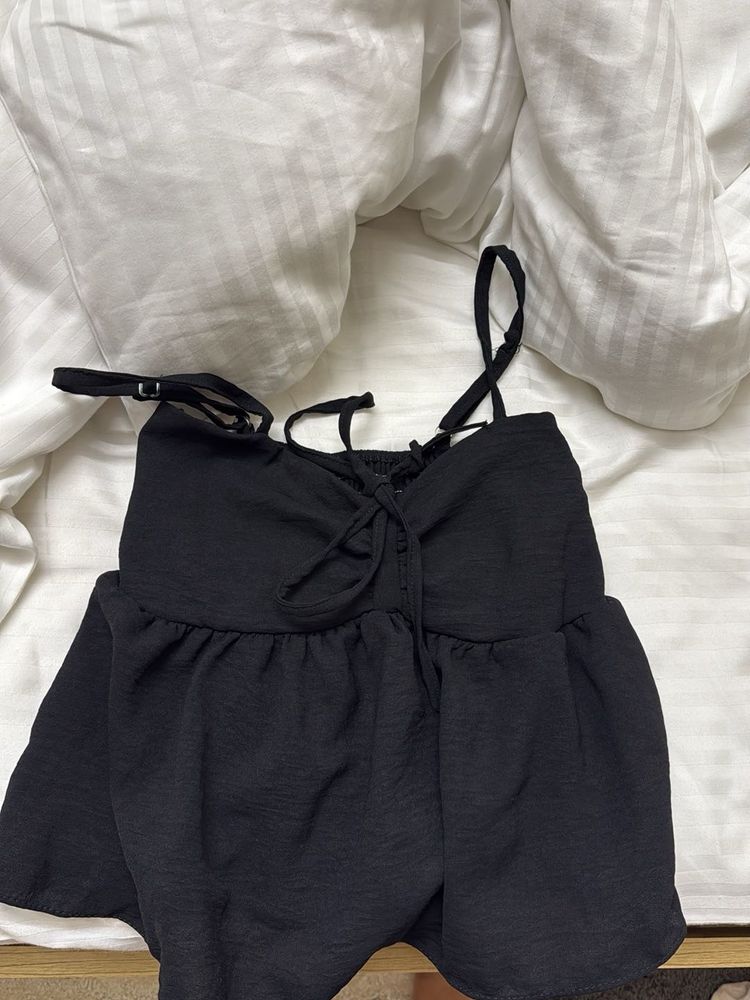 viral black peplum top