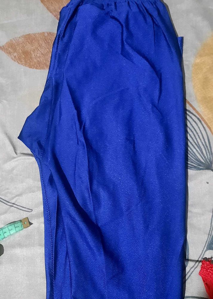 Elegant Blue shimer Leggings XL size