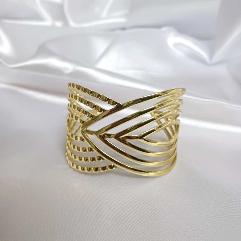 Chic Gold Tone Cuff Bracelet