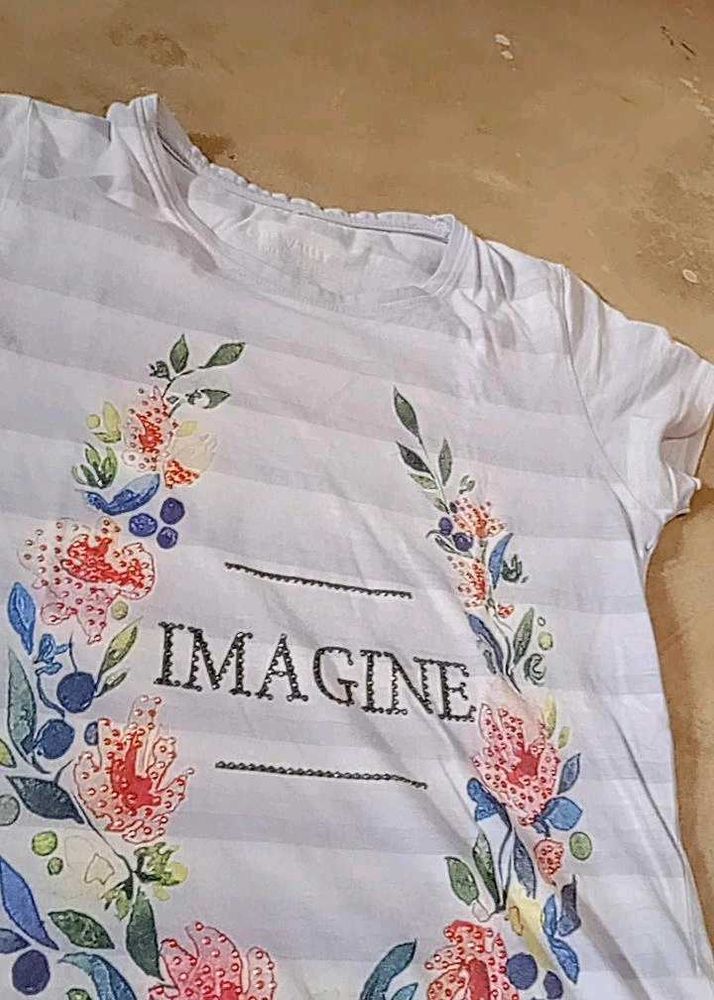 Floral Imagine Tee 😍