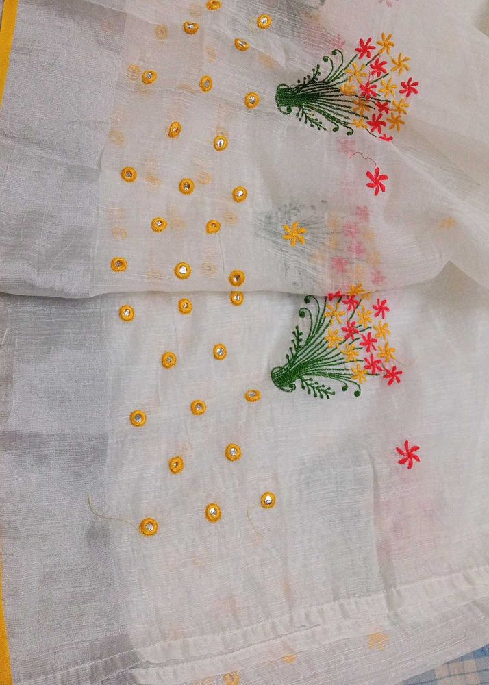 Embroidered Tissue Saree