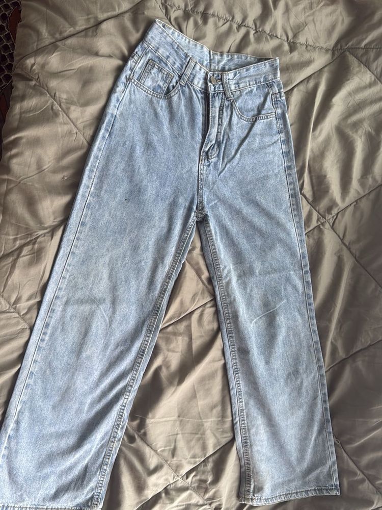 Light Wash Wide Leg Jeans