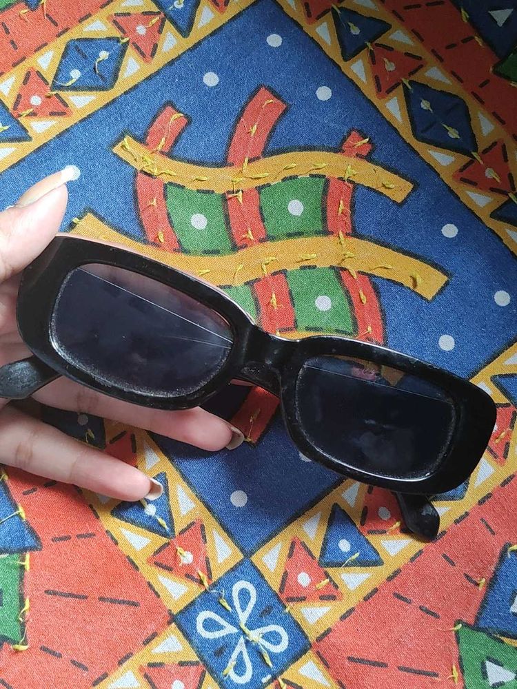 Rectangle Shaped Sun Glasses