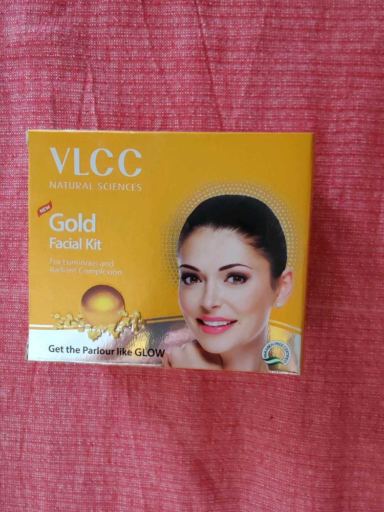 VLCC Gold Facial Kit