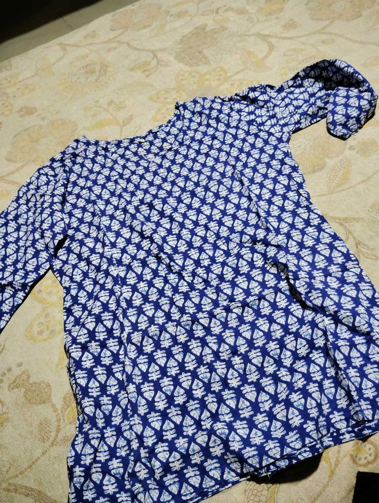 Blue &amp; White Printed Short Kurti