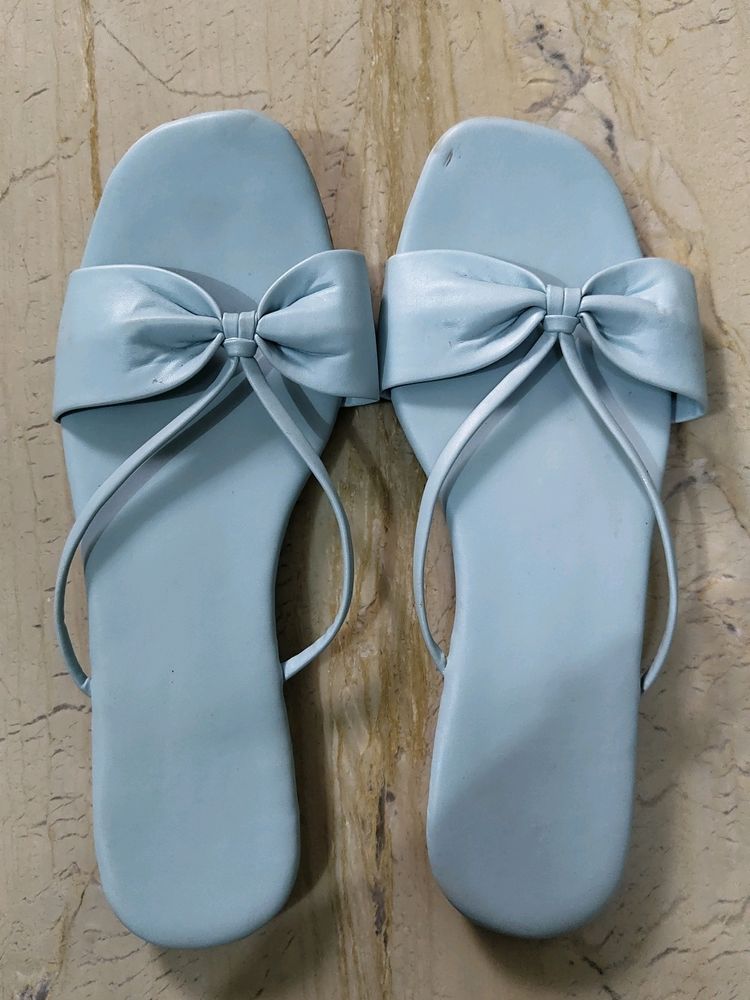 Women Flats
