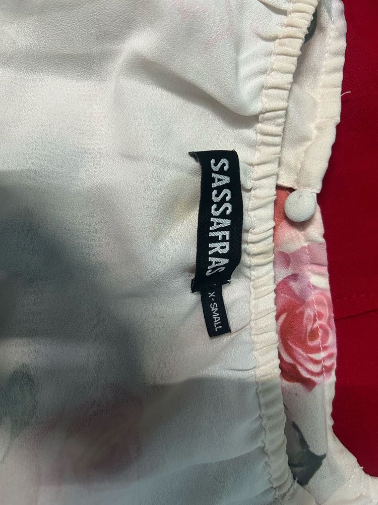 sassafras Floral Print Top