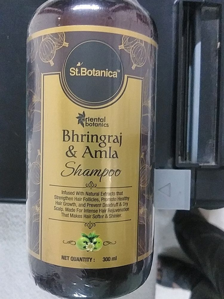 Bhringraj &amp; Amla Shampoo