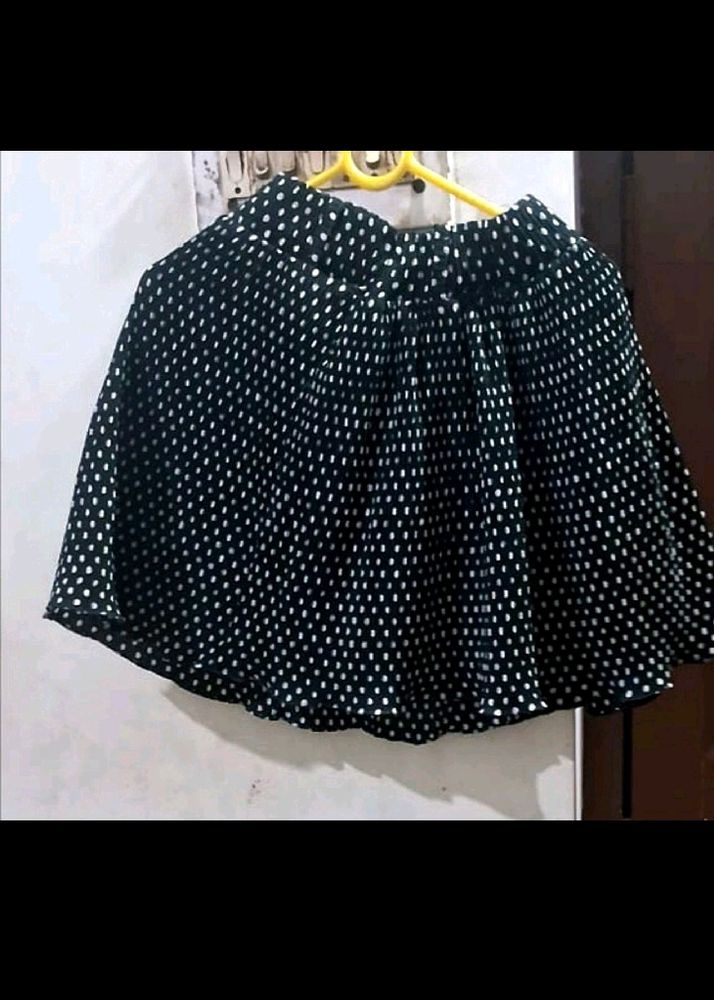 Cute korean style mini skirt🥳🎉😍