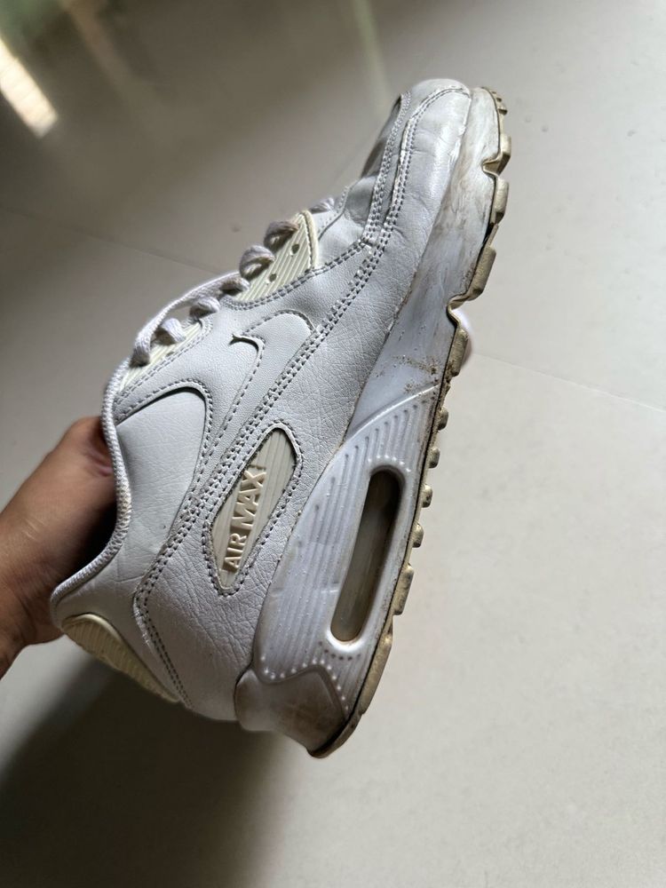 Nike Air Max 90 - White Need Good Wash