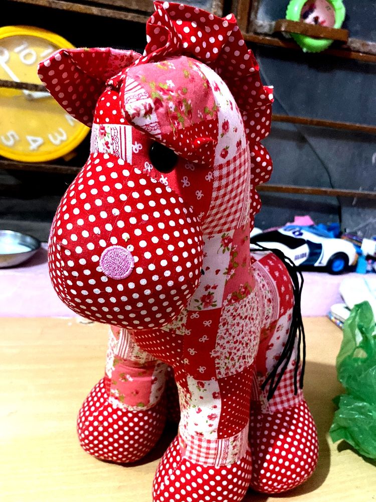 Cutest 🥰 Giraffe