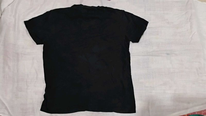 Black Basic Tee