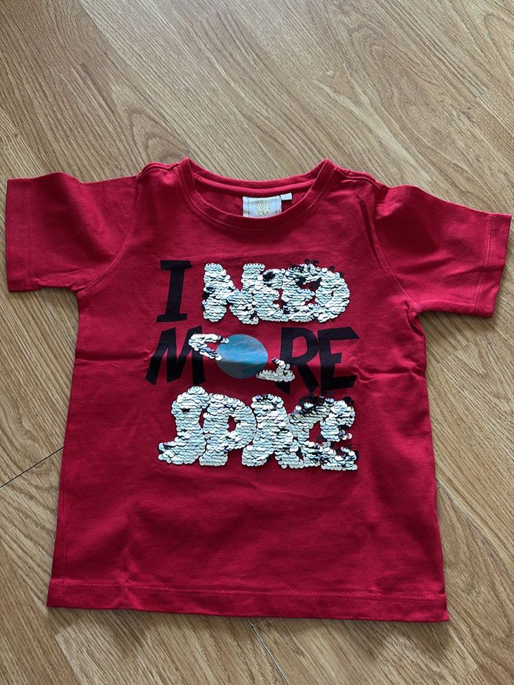 Kids T-shirt With Sequence
