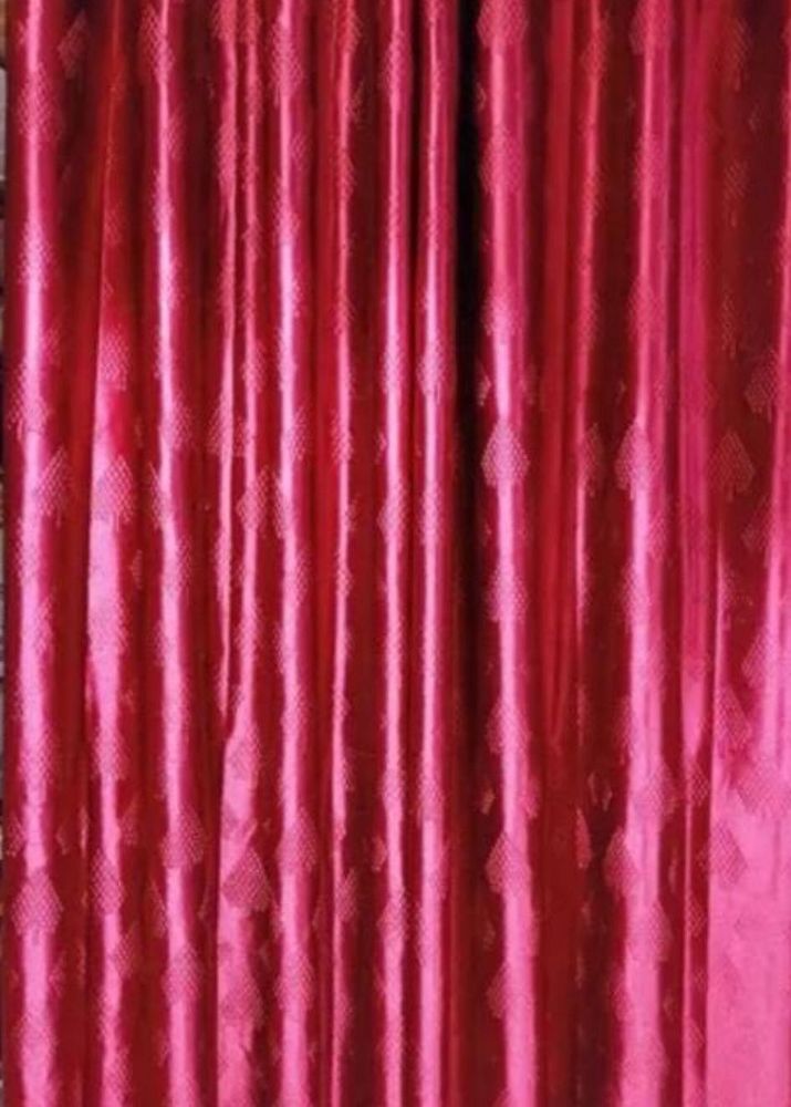 9 Fit Curtains