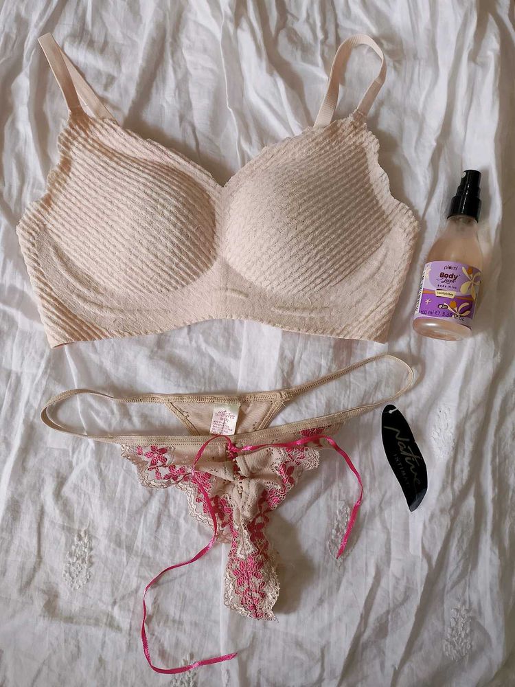 combo of Braa Penties.