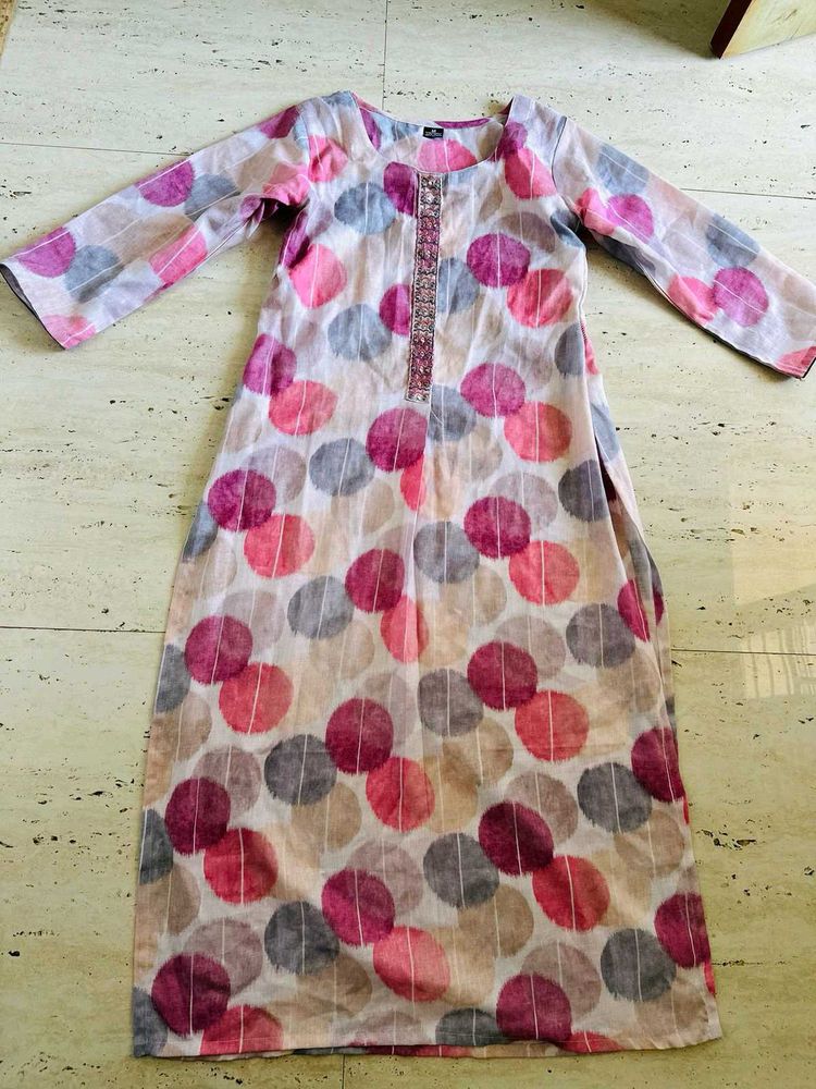 Polka Dot Print Kurti With Pent