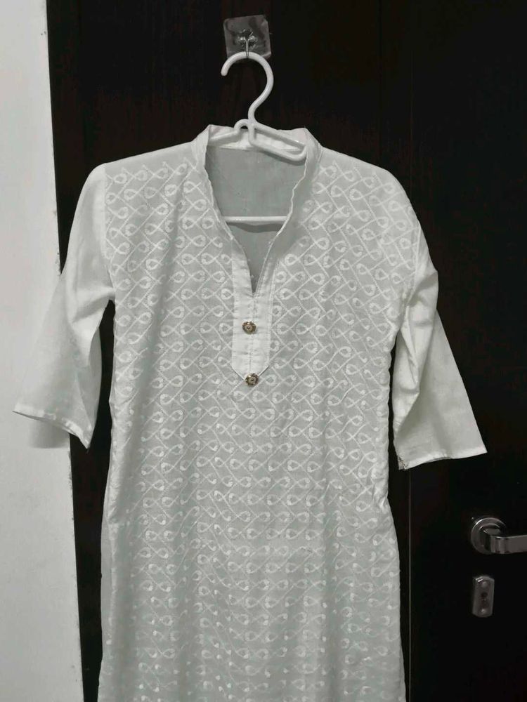 White Embroidered Kurti