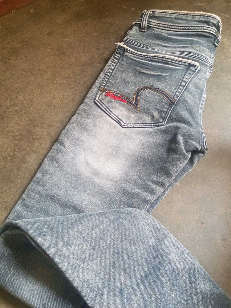 Stylish Gray Wash Denim Jeans