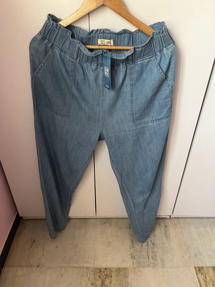 New With Tag Dnmx Boyfriend Jeans