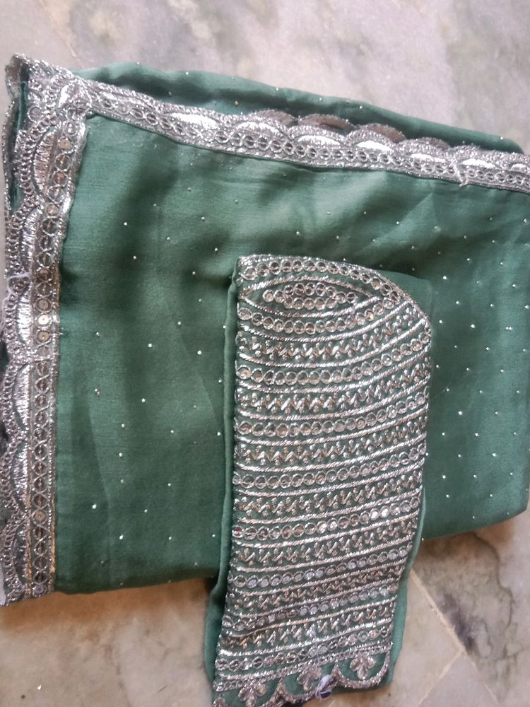 Jummychu Saree With Work Blouse