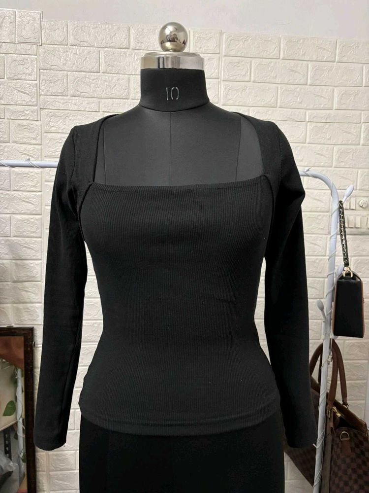 Black Ribbed Full Sleeve Top