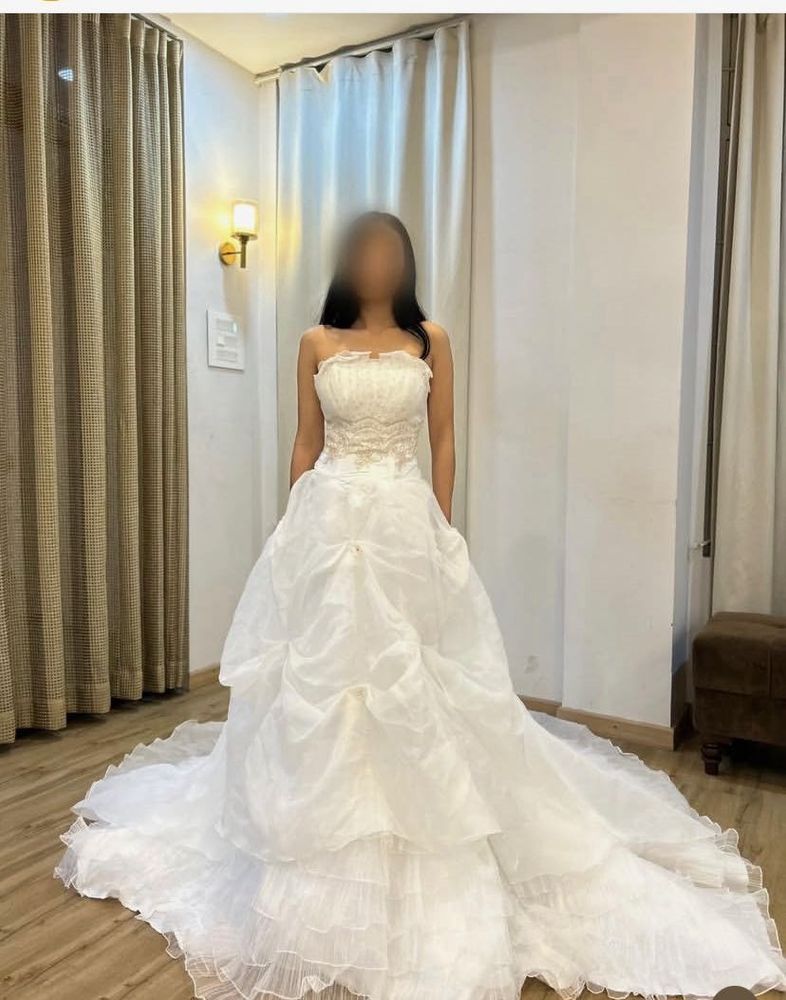 Elegant Wedding Gown