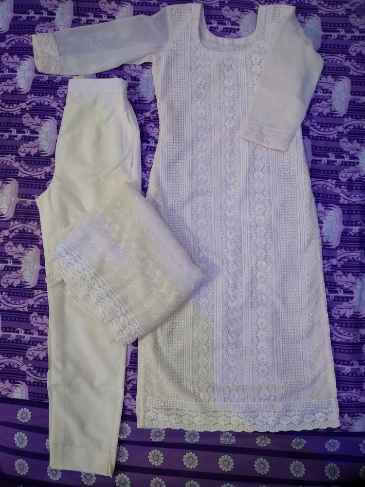 Kurta Set ( Chikankari Pattern)