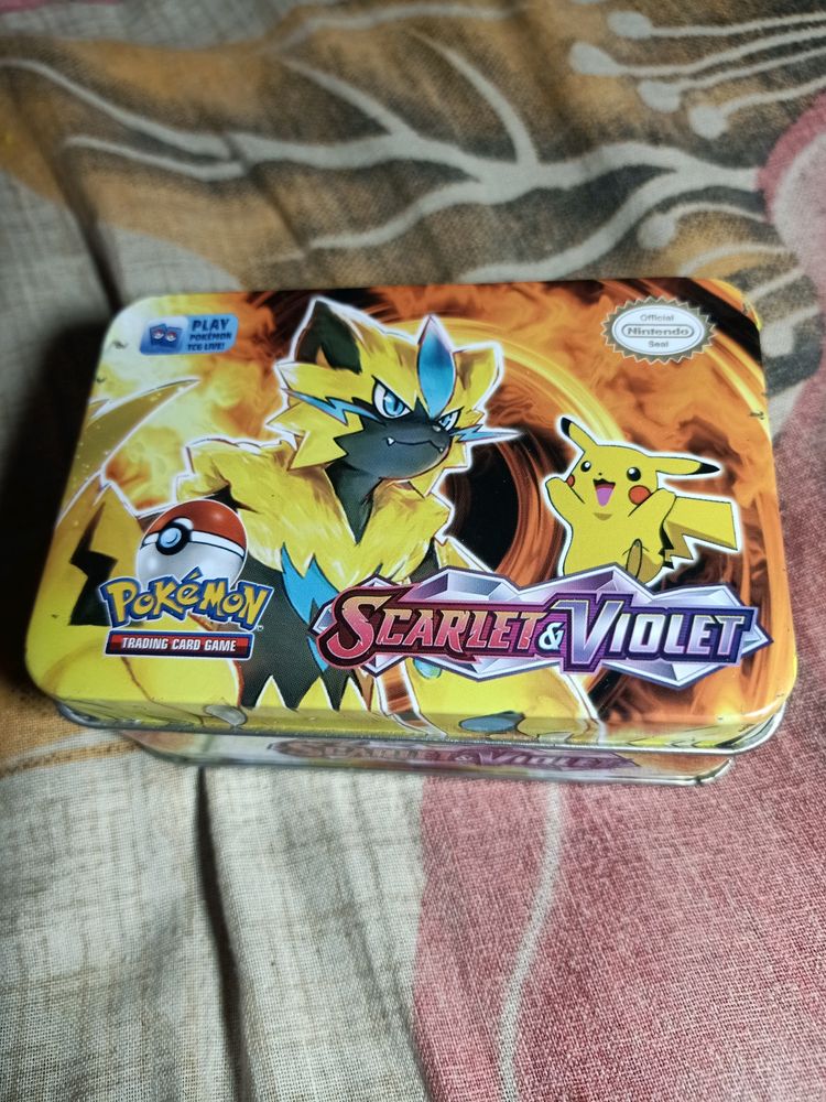 Scarlet And Violet Pokemon Tin With Golden Cards