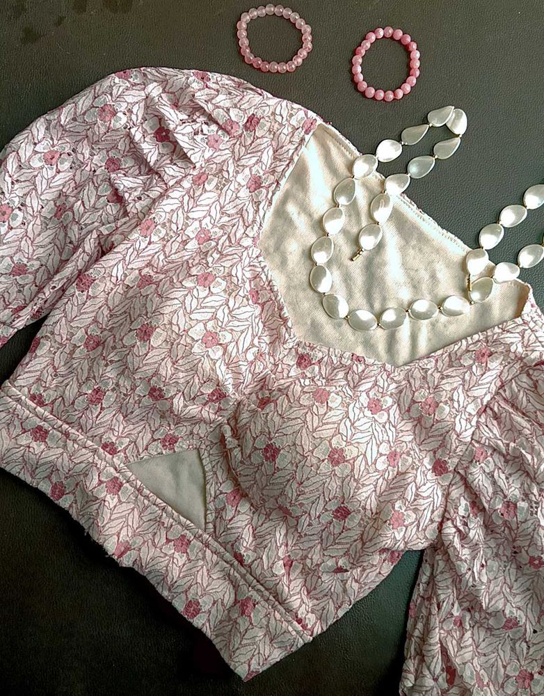 Cute Old Money Style White- Pink Crop Top
